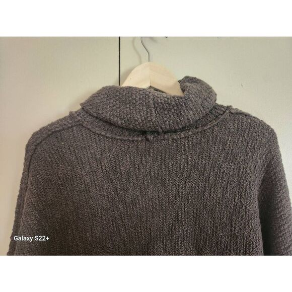 S32 ANDTHEWHY Gray drop long sleeved cowl neck sweater w High Low Hem - Picture 4 of 8
